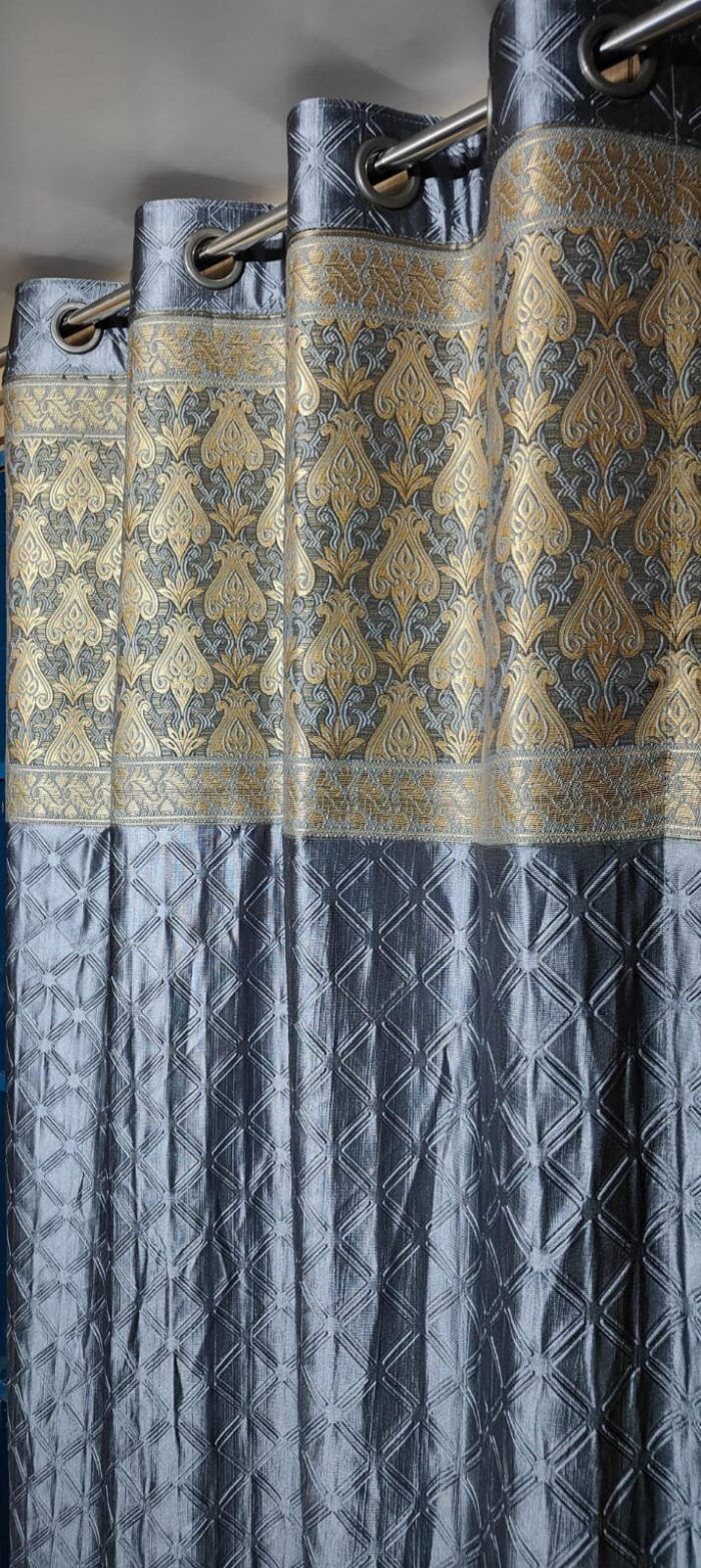 jacquard patch door curtain 7feet - Image 9